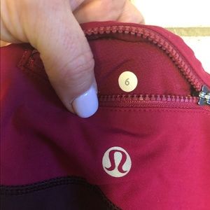 Lululemon size 6 maroon pace rival crop